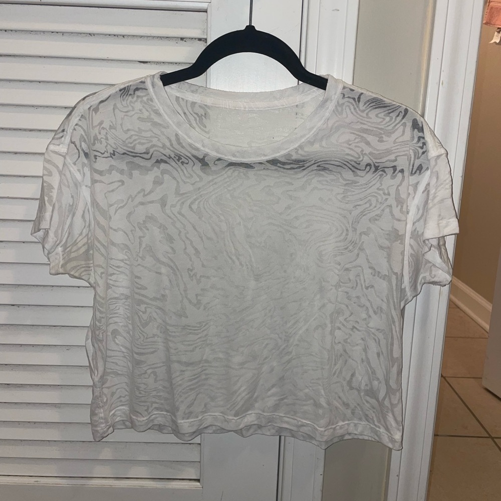 lululemon cates style shirt size 4